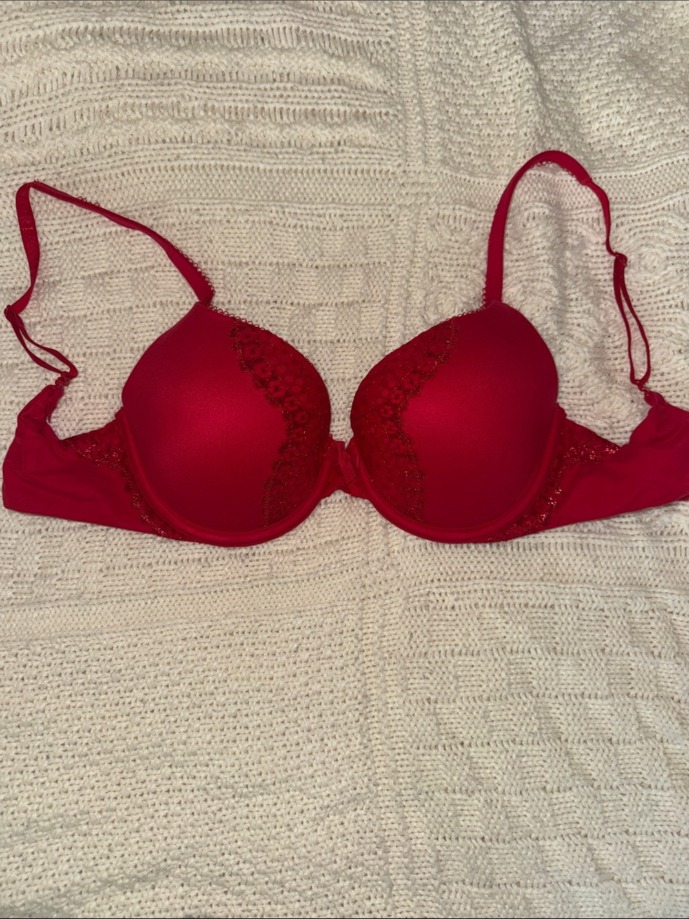 Victoria’s SecretRed Lace Accent T-Shirt Push Up Bra - Women Intimates